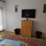 Anna Ilona Vendeghaz 4*