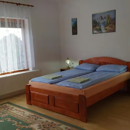 Anna Ilona Vendeghaz Πανσιόν Badacsonytomaj