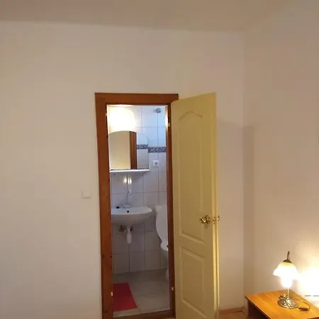 Anna Ilona Vendeghaz Guest house 3*